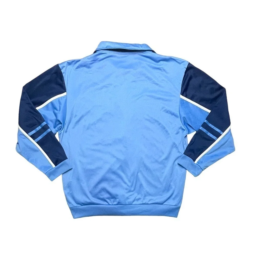 Champion features hand